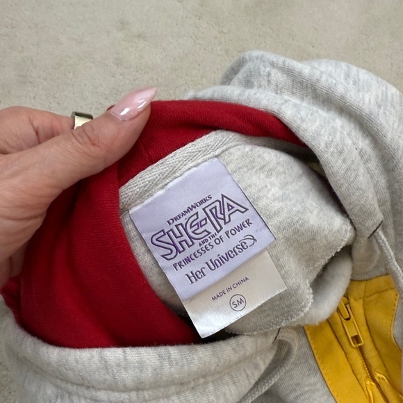 Her Universe Dreamworks She-Ra And The Princesses Of Power Zip Hoodie Small - Picture 9 of 14